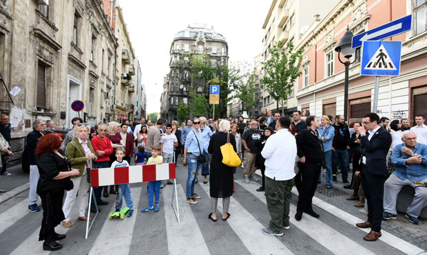 Грађани бесни: Не пристајемо на пешачку зону